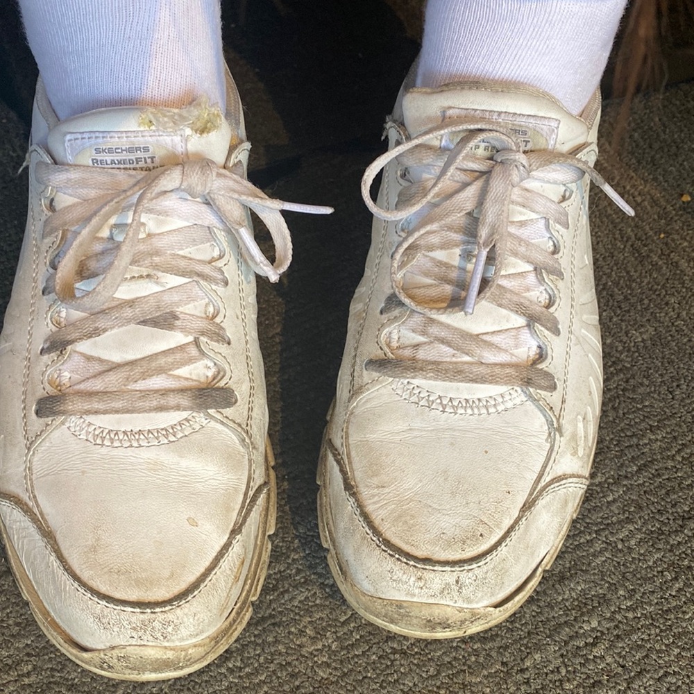 USED hooters shoes